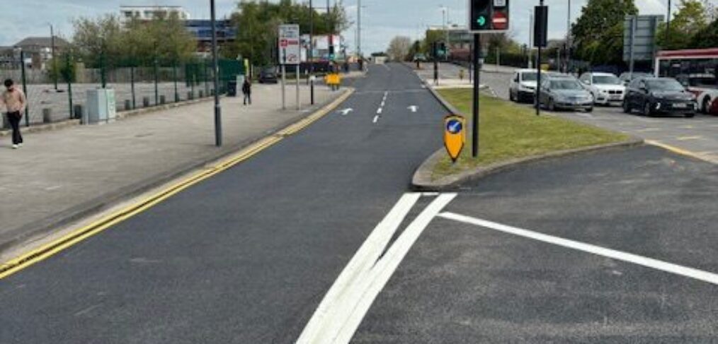 Road surfacing in Slough, Berkshire - Junction